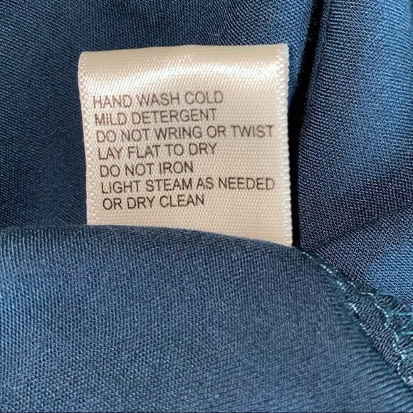 Lovestitch Boho style flared sleeve blue top pullover with front tie size small - Picture 6 of 8